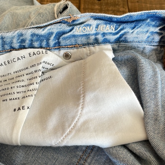 American Eagle Mom Jeans - Picture 7 of 11